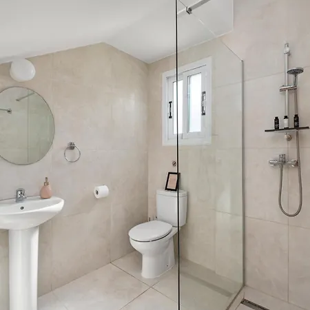 Tariro Townhouse By Nomads * Paphos